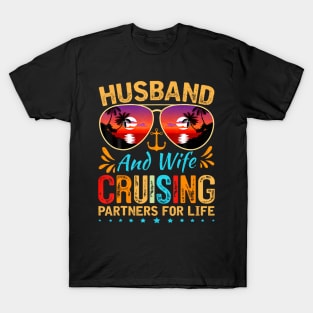 Husband Wife Cruising 2024 Cruise Vacation Couples Trip T-Shirt